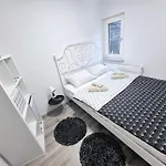 Apartment In Stadtmitte *